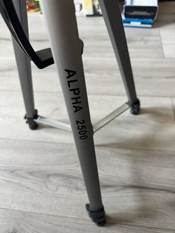 Nieuwe Alpha 2500 Driepoot Statief beschikbaar voor biedingen