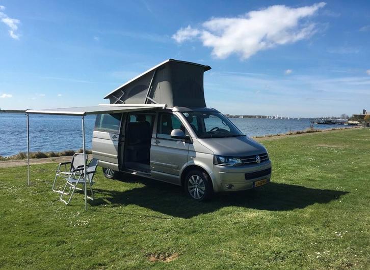 VW T5 California Buscamper / hefdak - Perfect voor avontuur!, Caravans en Kamperen, Campers, Particulier, tot en met 4, Buscamper of Camperbus