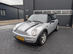 Mini 1.6 16V Cooper 2003 Grijs, Auto's, Mini, Voorwielaandrijving, 15 km/l, Zwart, 4 cilinders