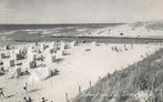 Katwijk aan Zee Strandgezicht AT209, Verzamelen, Ansichtkaarten | Nederland, Ophalen, 1940 tot 1960, Ongelopen, Zuid-Holland