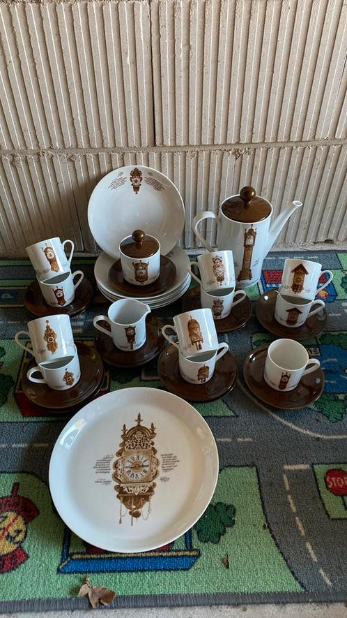 Porseleinen Klokken servies, Antiek en Kunst, Antiek | Servies compleet, Ophalen