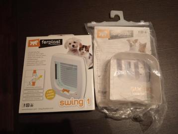 Ferplast swing 1 kattenluik + Tunnel extension beschikbaar voor biedingen