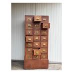 Vintage 1930s originele apothekerskast | 2 stuks beschikbaar, Ophalen of Verzenden