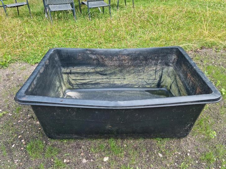 Keurige voorgevormde rechthoekige vijverbak - riant formaat., Tuin en Terras, Vijvers, Zo goed als nieuw, Ophalen