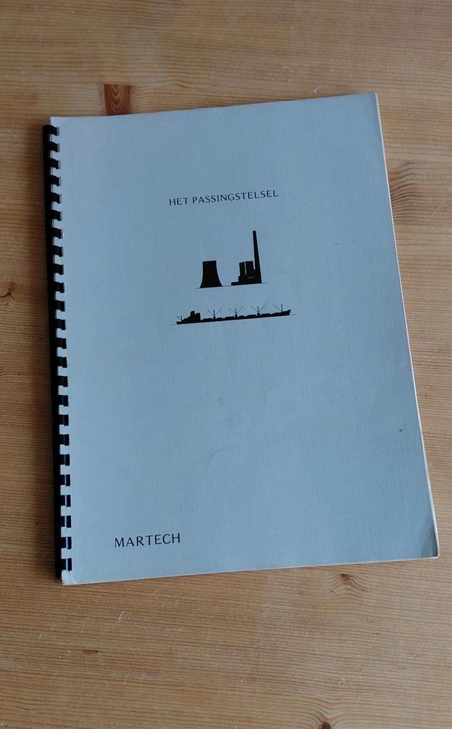 Het Passingstelsel / Martech 1985 / F.A.C. Nierich, Verzamelen, Scheepvaart, Zo goed als nieuw, Boek of Tijdschrift, Ophalen of Verzenden