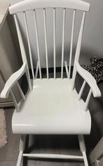 Nette schommelstoel, Huis en Inrichting, Stoelen, Ophalen, Zo goed als nieuw, Vijf, Zes of meer stoelen