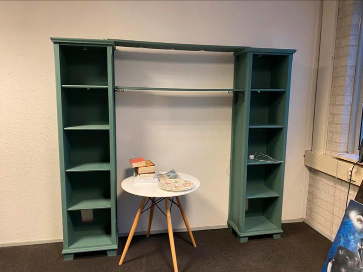 Gratis groene kast met spotjes, Huis en Inrichting, Kasten | Overige, Gebruikt, Ophalen