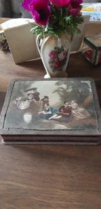 Prachtige oude Franse chocolade doos met afbeelding en stof, Ophalen of Verzenden