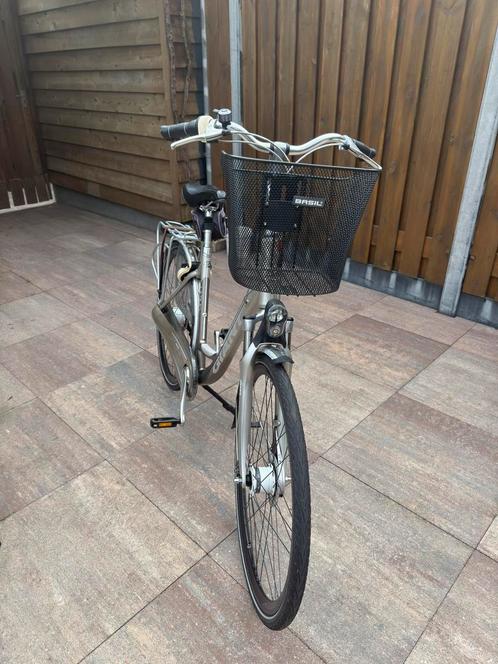 Giant ultimo 8 speed, Fietsen en Brommers, Fietsen | Dames | Damesfietsen, Zo goed als nieuw, Giant, Versnellingen, 50 tot 53 cm