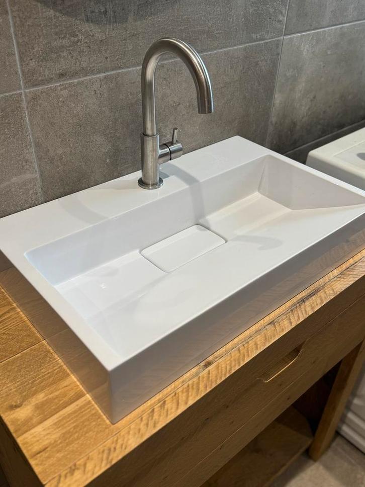 Wastafel **zgan**, Huis en Inrichting, Badkamer | Badkamermeubels, Zo goed als nieuw, Wasbak of Wastafel, Minder dan 100 cm, 50 tot 100 cm