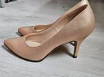 Pumps maat 38, Ophalen of Verzenden, Zo goed als nieuw, Pumps