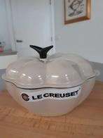 Le Creuset gietijzeren Pompoen Pan Meringue 22 cm, 2 liter, Ophalen of Verzenden, Nieuw, Gietijzer, Koekenpan of Braadpan