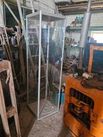Vitrine, Ophalen