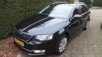 Skoda Octavia 1.2 TSI 81KW Combi 2015 Zwart, Auto's, Voorwielaandrijving, Stof, Zwart, 4 cilinders
