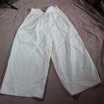 Witte nieuwe 3/4 broek.Hoog in taille.Mt S.Merk Zara Woman, Ophalen of Verzenden, Wit, Zo goed als nieuw, Driekwart