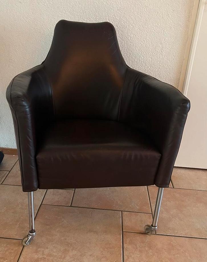 Bert Plantagie eetkamerstoel, alle 4/5/6 stuks voor 50,-, Huis en Inrichting, Stoelen, Gebruikt, Eén, Leer, Bruin, Ophalen