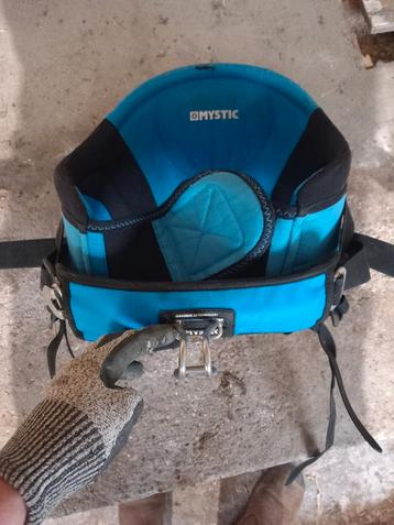 Kitesurf harnas beschikbaar voor biedingen