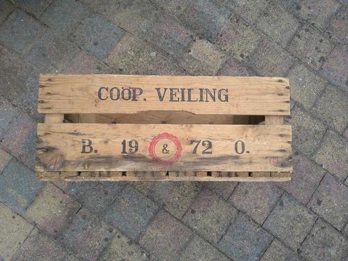 Vintage Veilingkist krat 1972 Hout COOP. Veiling groot, Huis en Inrichting, Woonaccessoires | Kisten, Gebruikt, Minder dan 50 cm