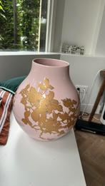 Hella Jongerius x IKEA vaas, Ophalen