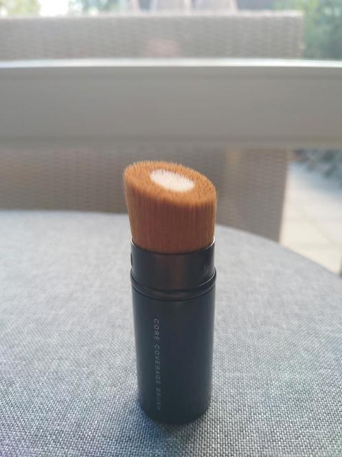 BareMinerals foundation brush, Sieraden, Tassen en Uiterlijk, Uiterlijk | Cosmetica en Make-up, Zo goed als nieuw, Gehele gezicht