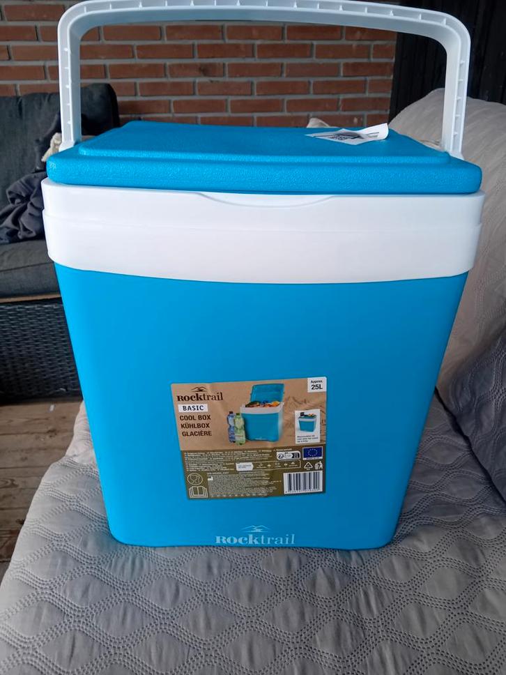 Rocktrail Basic Koelbox - 25 Liter - Nieuw, Caravans en Kamperen, Koelboxen, Nieuw, Koelbox, Koelelement, Ophalen of Verzenden