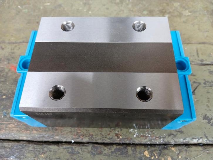 Nieuwe Lineaire lagers 3 stuks., Doe-het-zelf en Verbouw, Gereedschap | Machine-onderdelen en Toebehoren, Zo goed als nieuw, Ophalen of Verzenden