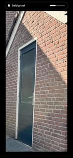 Garagedeur berging, Doe-het-zelf en Verbouw, Kozijnen en Schuifpuien, Ophalen, Gebruikt, Hout, 225 cm of meer
