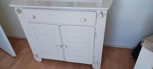 commode gratis heeft wat liefde nodig, Huis en Inrichting, Kasten | Dressoirs, Gebruikt, 25 tot 50 cm, Ophalen