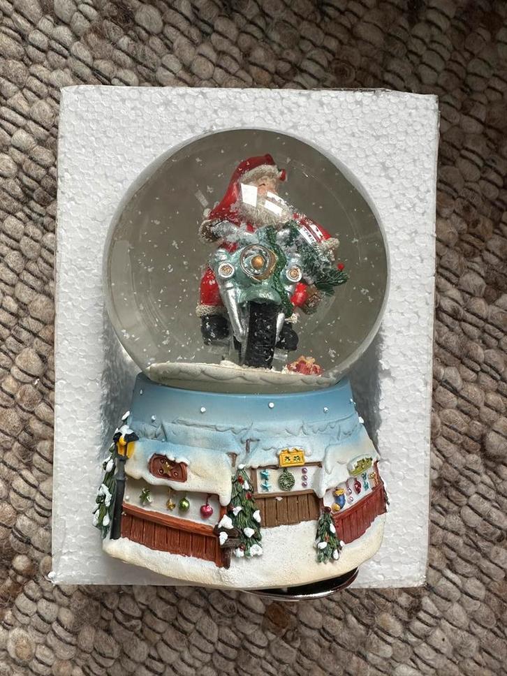 Muziekdoos nieuw Kerstman op de motor, Diversen, Kerst, Nieuw, Ophalen of Verzenden