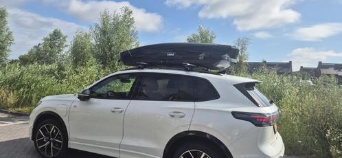 Te huur: Thule dakkoffer Motion 3 XL + dakdrager Thule Wingb, Auto diversen, Dakkoffers, Zo goed als nieuw, Ophalen
