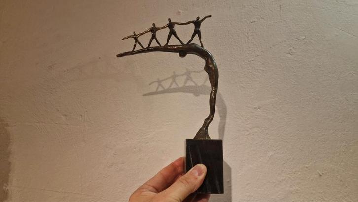 Zeldzaam Bronzen Beeld Jaap Hartman - Ondersteuning, Antiek en Kunst, Antiek | Koper en Brons