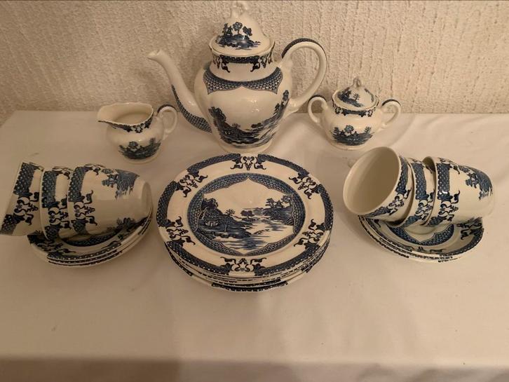 Royal Tudor Mandarin - Compleet ontbijtservies, Antiek en Kunst, Antiek | Servies compleet, Ophalen of Verzenden