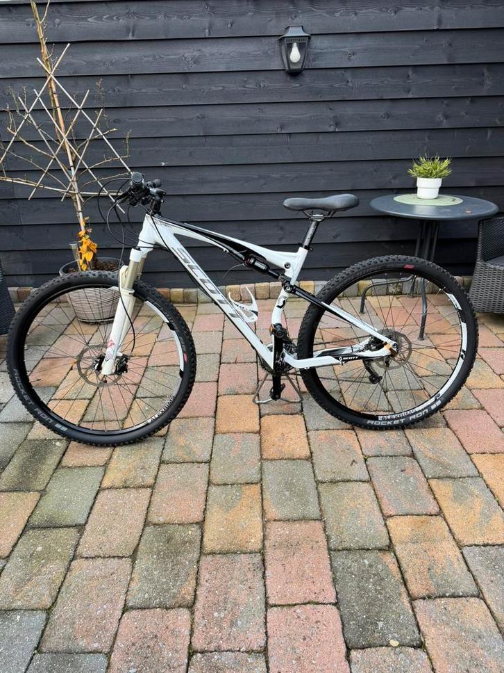 Scott spark fully suspension mountainbike, Fietsen en Brommers, Fietsen | Crossfietsen en BMX, Zo goed als nieuw, 24 inch of meer