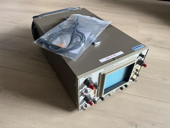 Kenwood CS-1021 Oscilloscope incl Velleman probes, Doe-het-zelf en Verbouw, Meetapparatuur, Gebruikt, Overige meters, Ophalen of Verzenden
