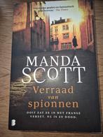Manda Scott - Verraad van spionnen, Boeken, Ophalen of Verzenden, Zo goed als nieuw, Manda Scott