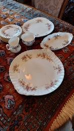 Antiek gebakstel Royal Albert Lavender Rise, Antiek en Kunst, Antiek | Servies compleet, Ophalen of Verzenden