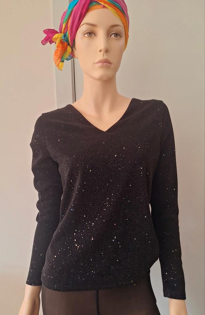 Zwarte shiny top met subtiele sparkles maat M/38, Kleding | Dames, Tops, Nieuw, Maat 38/40 (M), Zwart, Lange mouw, Ophalen of Verzenden