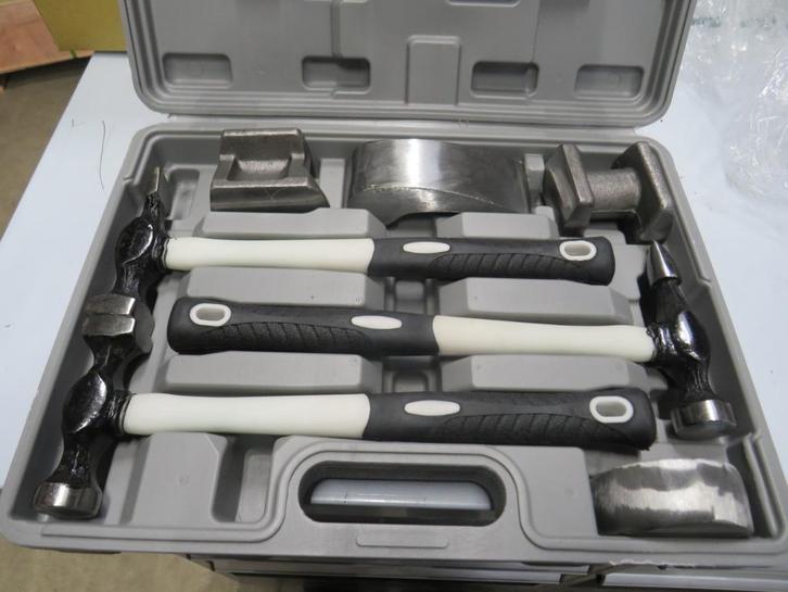 Uitdeukset voor plaatwerk 7 delig in koffer nieuw, Doe-het-zelf en Verbouw, Gereedschap | Handgereedschap, Nieuw, Ophalen of Verzenden