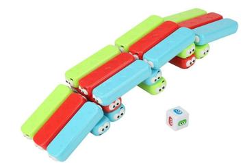 30 gekleurde kunststof blokken met dobbelsteen beschikbaar voor biedingen