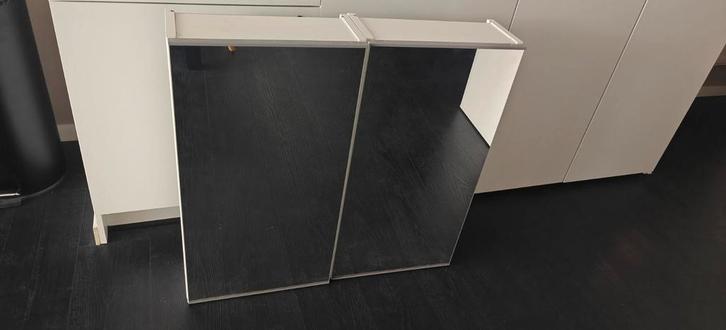 Spiegel kast 2 stuks, Huis en Inrichting, Kasten | Overige, Zo goed als nieuw, Ophalen