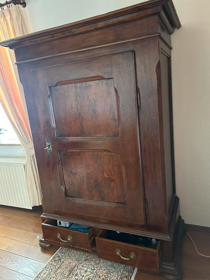 Unieke eiken kast, Antiek en Kunst, Antiek | Meubels | Kasten, Ophalen of Verzenden