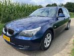 BMW 5-serie Touring 523i Executive |GOED LEZEN|, Achterwielaandrijving, Blauw, Leder, 92 €/maand