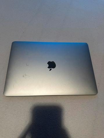Macbook pro beschikbaar voor biedingen