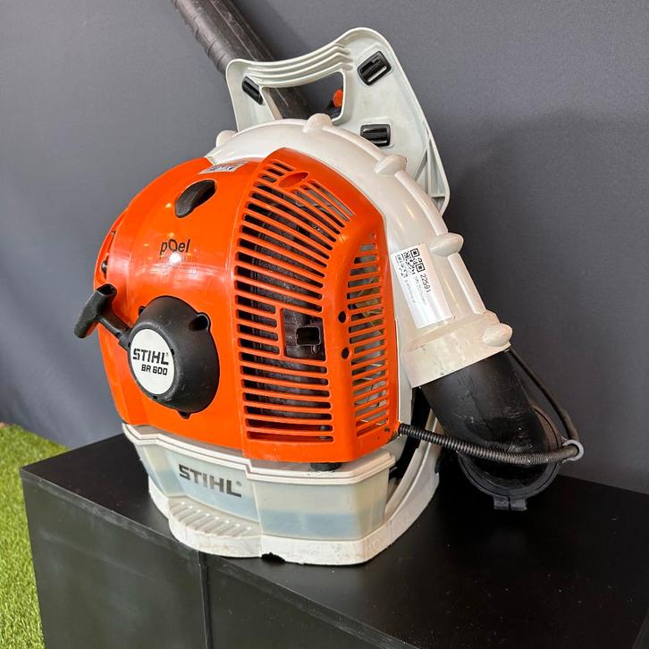 STIHL BR 600 met garantie, Tuin en Terras, Bladblazers, Gebruikt, Ruggedragen, Benzine, Ophalen of Verzenden