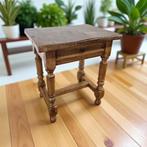 Vintage massief houten bijzettafeltje met lade /plantentafel, Ophalen, Rechthoekig, Hout, Minder dan 55 cm