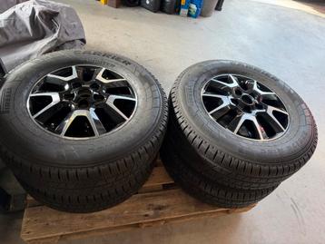 Camper winterbanden met Velgen - 225/75 R16 beschikbaar voor biedingen