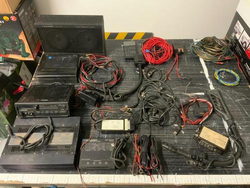 2 zeer leuke retrosets hifi Porsche Mercedes Blaupunkt, Auto diversen, Autoradio's, Gebruikt, Ophalen of Verzenden