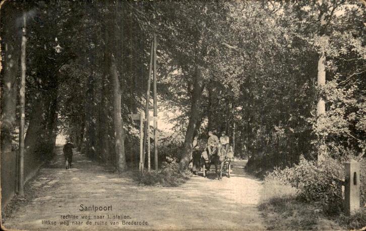 Santpoort- Station, Verzamelen, Ansichtkaarten | Nederland, Gelopen, Noord-Holland, Voor 1920, Ophalen of Verzenden