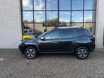 Dacia Duster 150PK Leer, Trekhaak, 4 seizoenen banden & Full, Auto's, Dacia, Gebruikt, Zwart, Zwart, 1242 kg