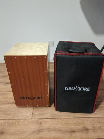 Drumfire Cajon (Drumkast) met tas beschikbaar voor biedingen
